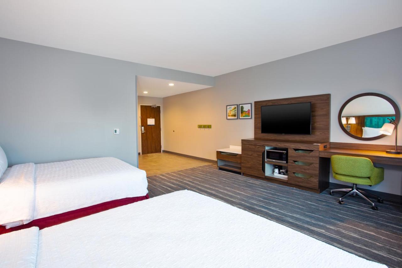 | Hampton Inn Paris, Tn