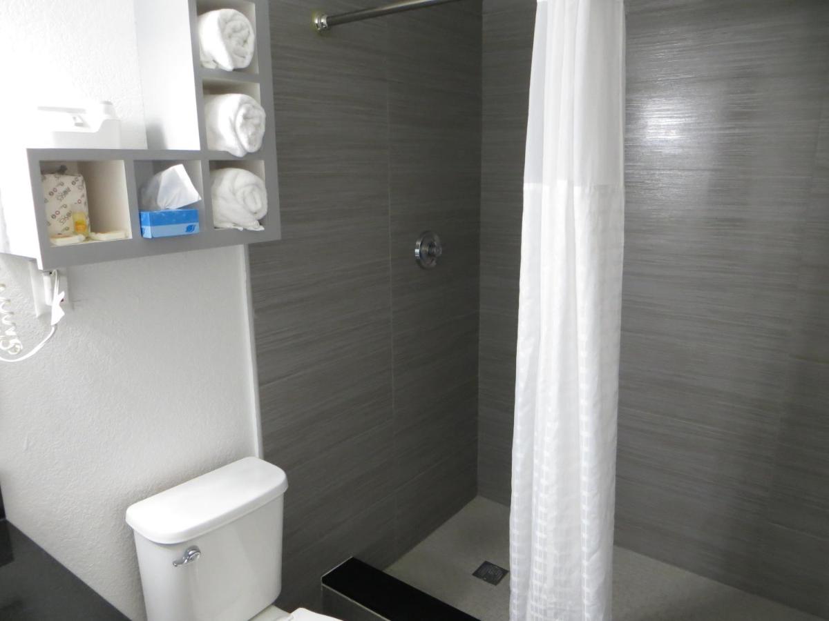  | Arya Blu Inn and Suites
