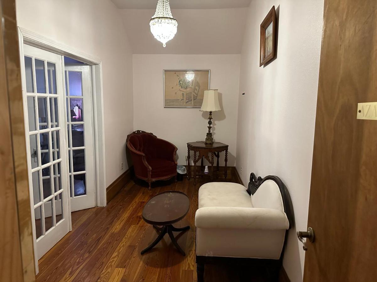  | Oakview Bed and Breakfast