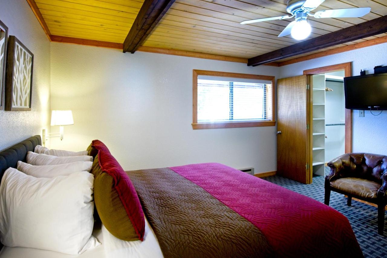  | Sitzmark Sports Lodge