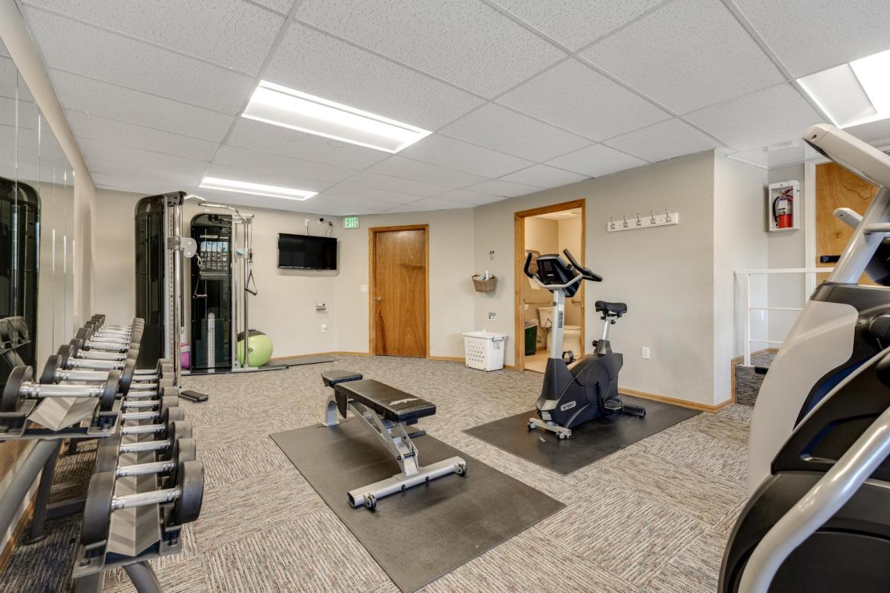 | Pine Ridge Condominiums