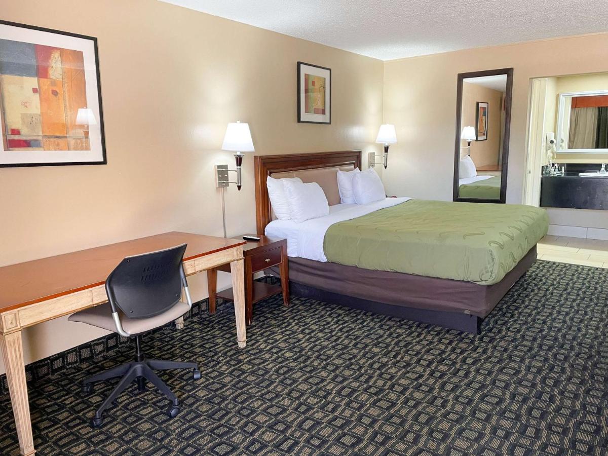 Presidential King Suite at Studio 6 Suites North Richland Hills, TX