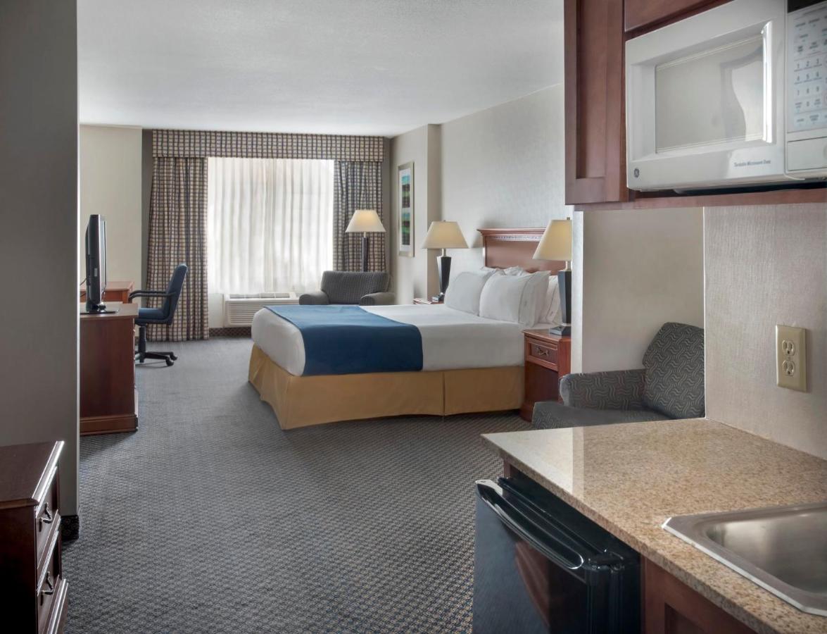 | Holiday Inn Express Hotel & Suites East Greenbush