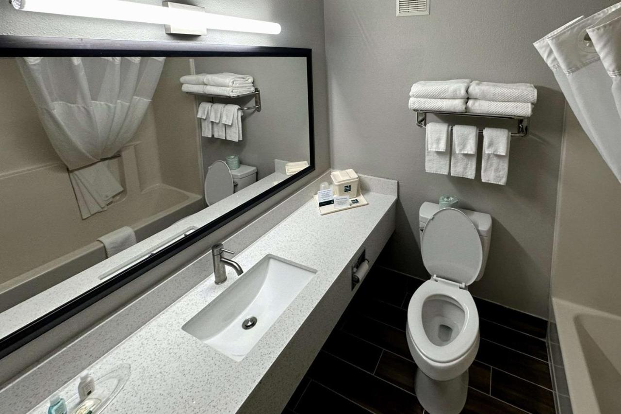 Queen Suite with Two Queen Beds and Sofabed - Non Smoking at Quality Suites Near West Acres