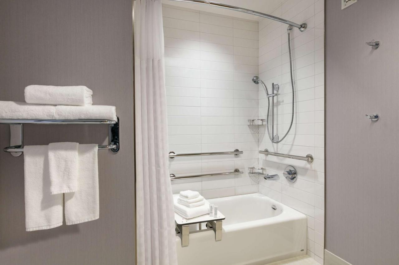 Queen Room - Disability Access at Hyatt Place Fort Worth/TCU