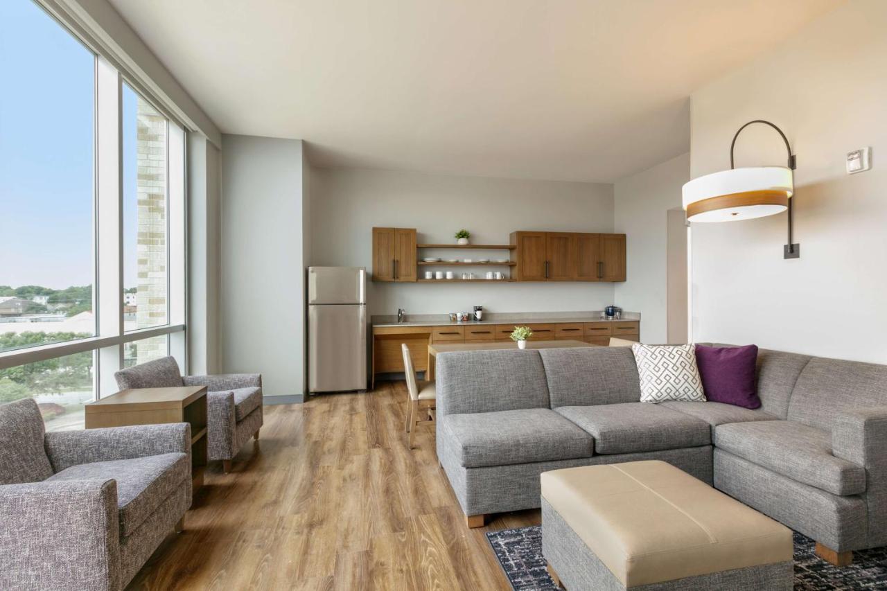 King Suite - Disability Access at Hyatt Place Fort Worth/TCU