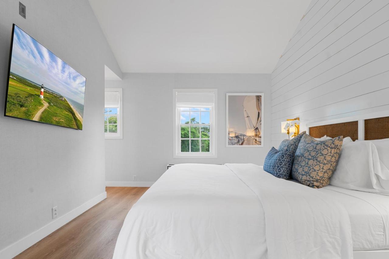 | Nantucket Inn