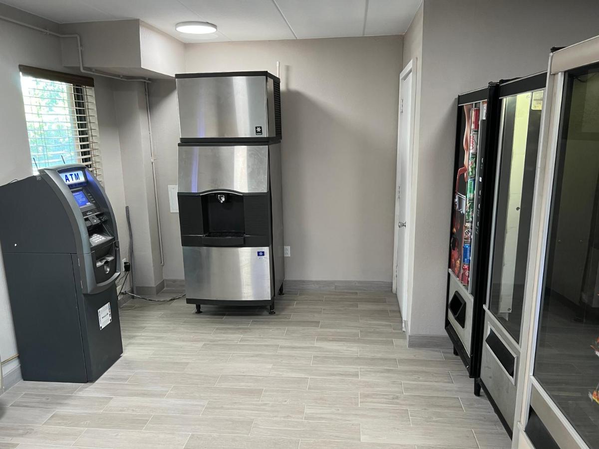  | Days Inn by Wyndham Cincinnati East