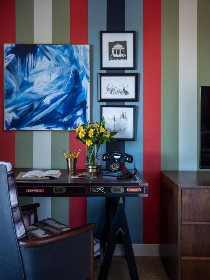 Deluxe Suite at Graduate by Hilton Annapolis