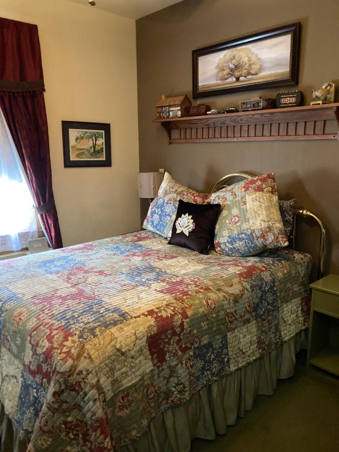 Two-Bedroom Suite at All Seasons Inn