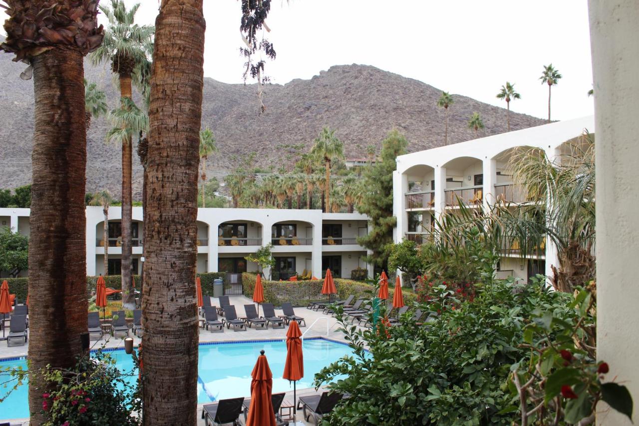  | Palm Mountain Resort & Spa