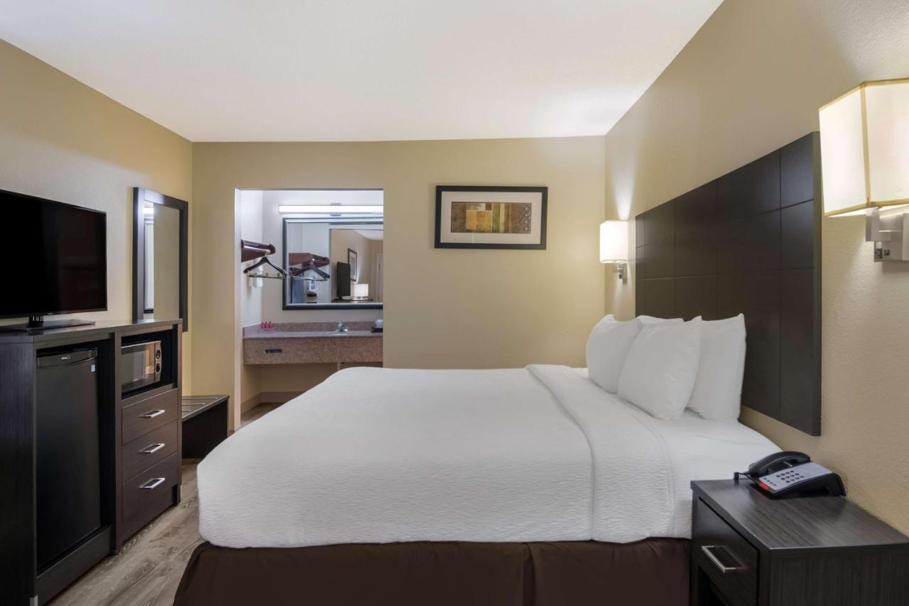 Standard King Room at SureStay Plus Hotel by Best Western Jackson