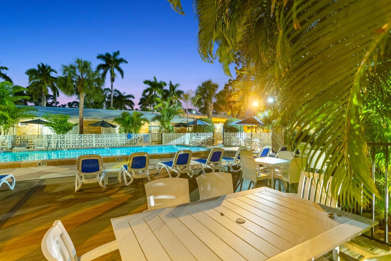 | The Fairways Inn of Naples