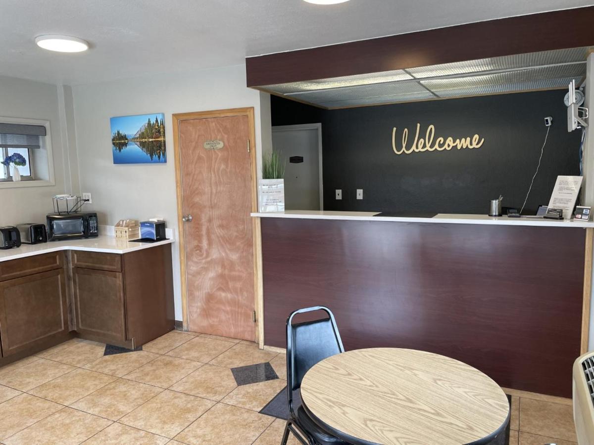 | Downtown Inn