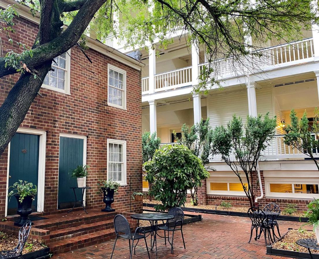 | Linden Row Inn
