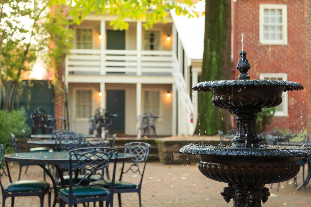 | Linden Row Inn