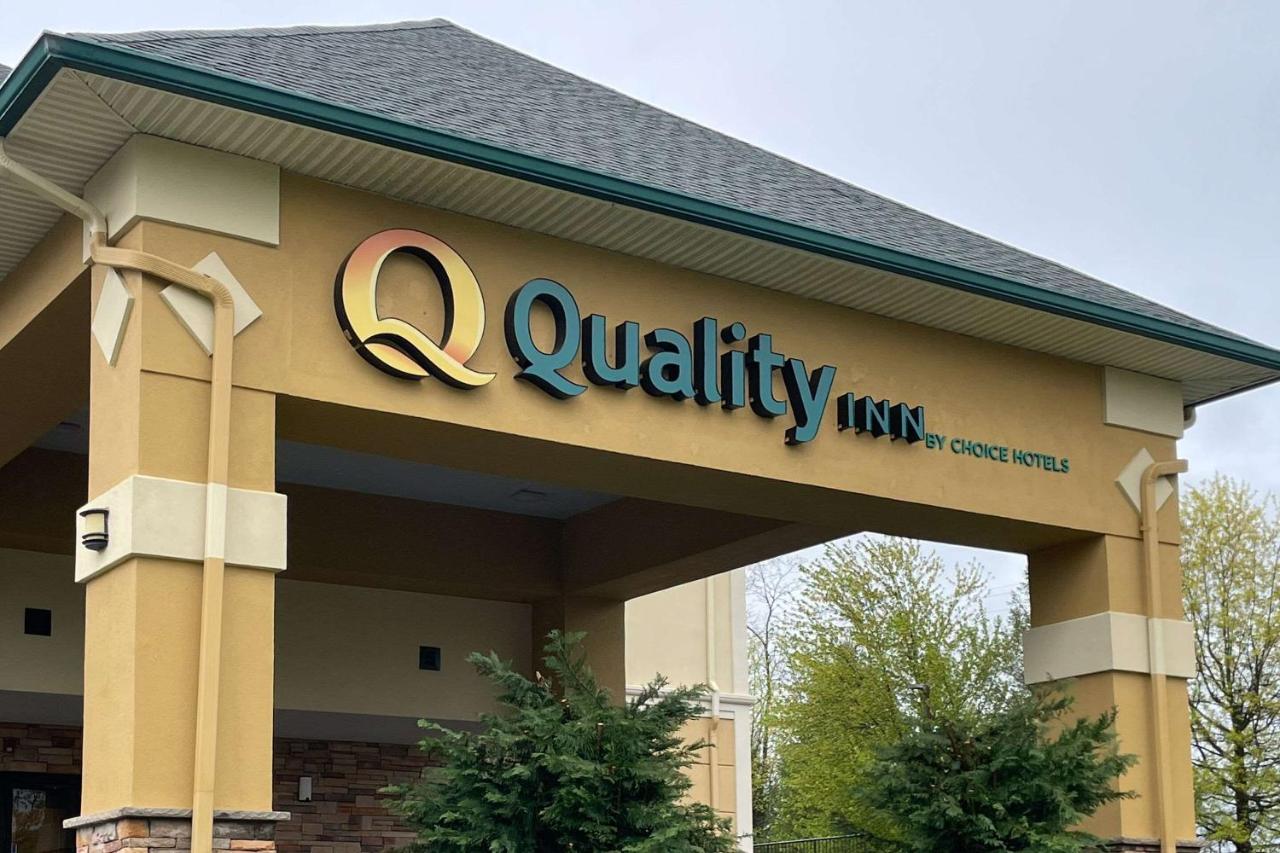 | Quality Inn Hackettstown - Long Valley