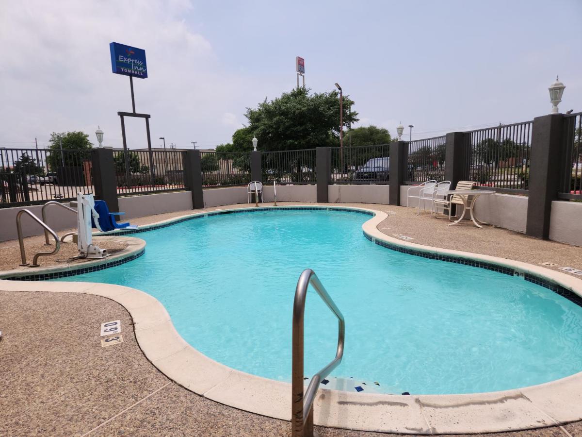 | Express Inn Tomball