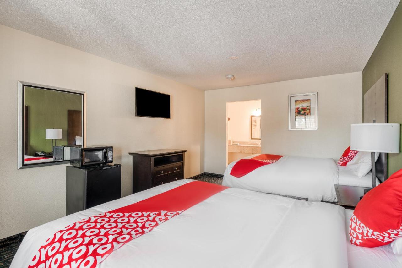 | OYO Hotel Rosenberg TX I-69
