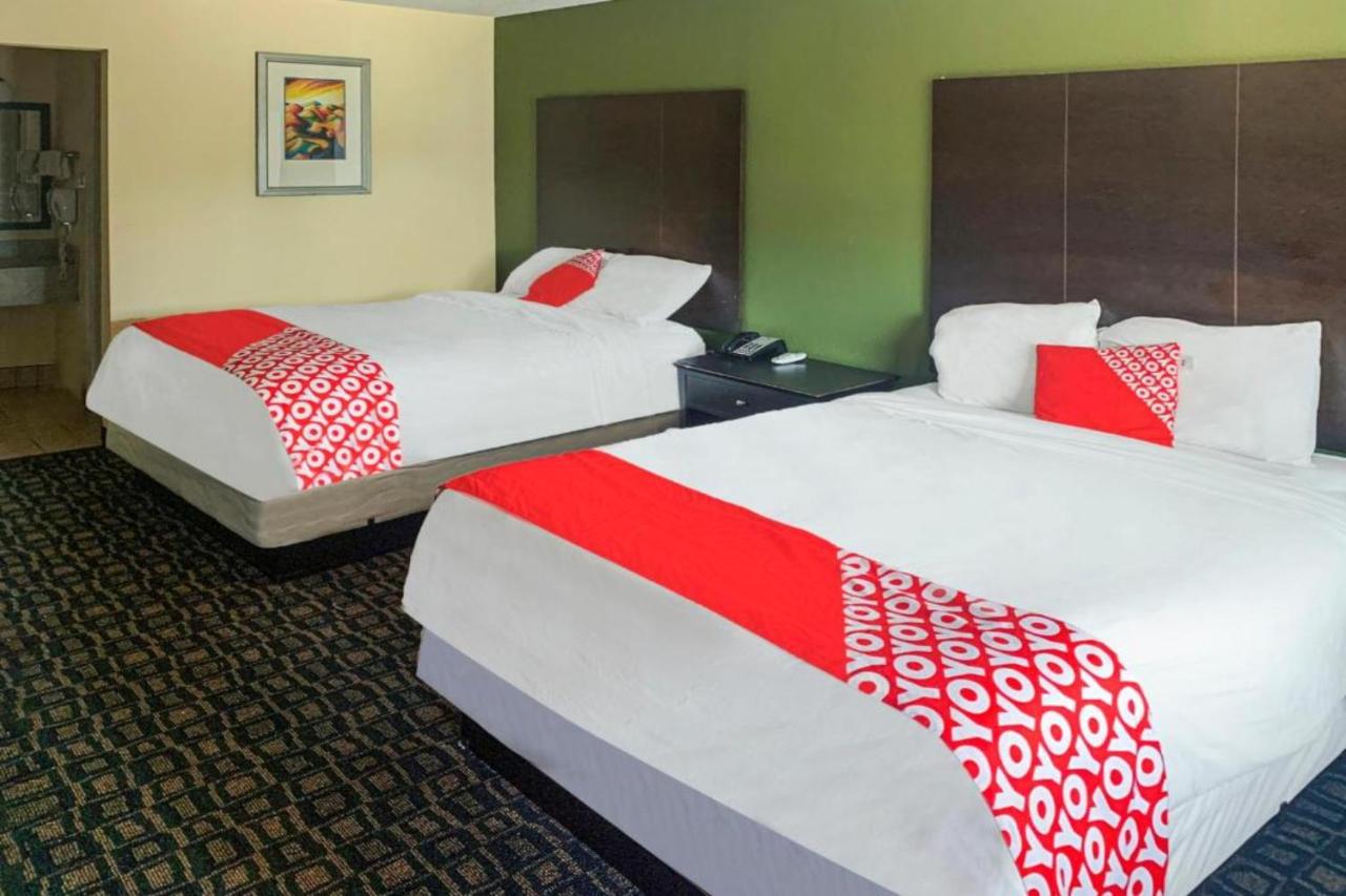 | OYO Hotel Rosenberg TX I-69
