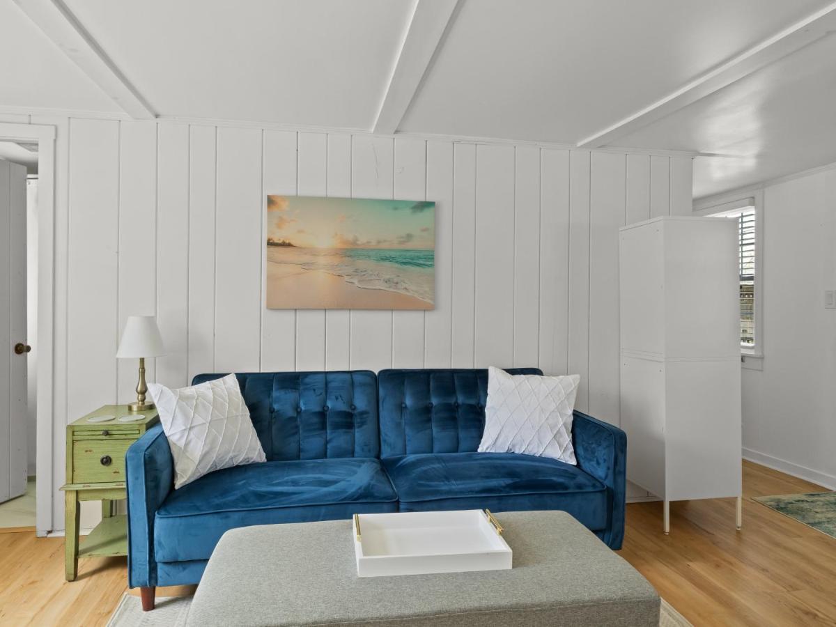  | The Seagrove Suites & Guest Rooms