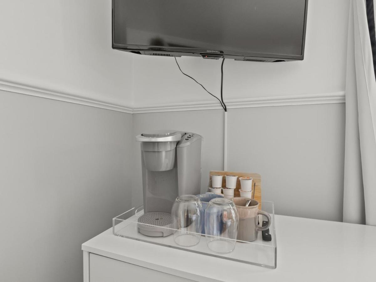  | The Seagrove Suites & Guest Rooms