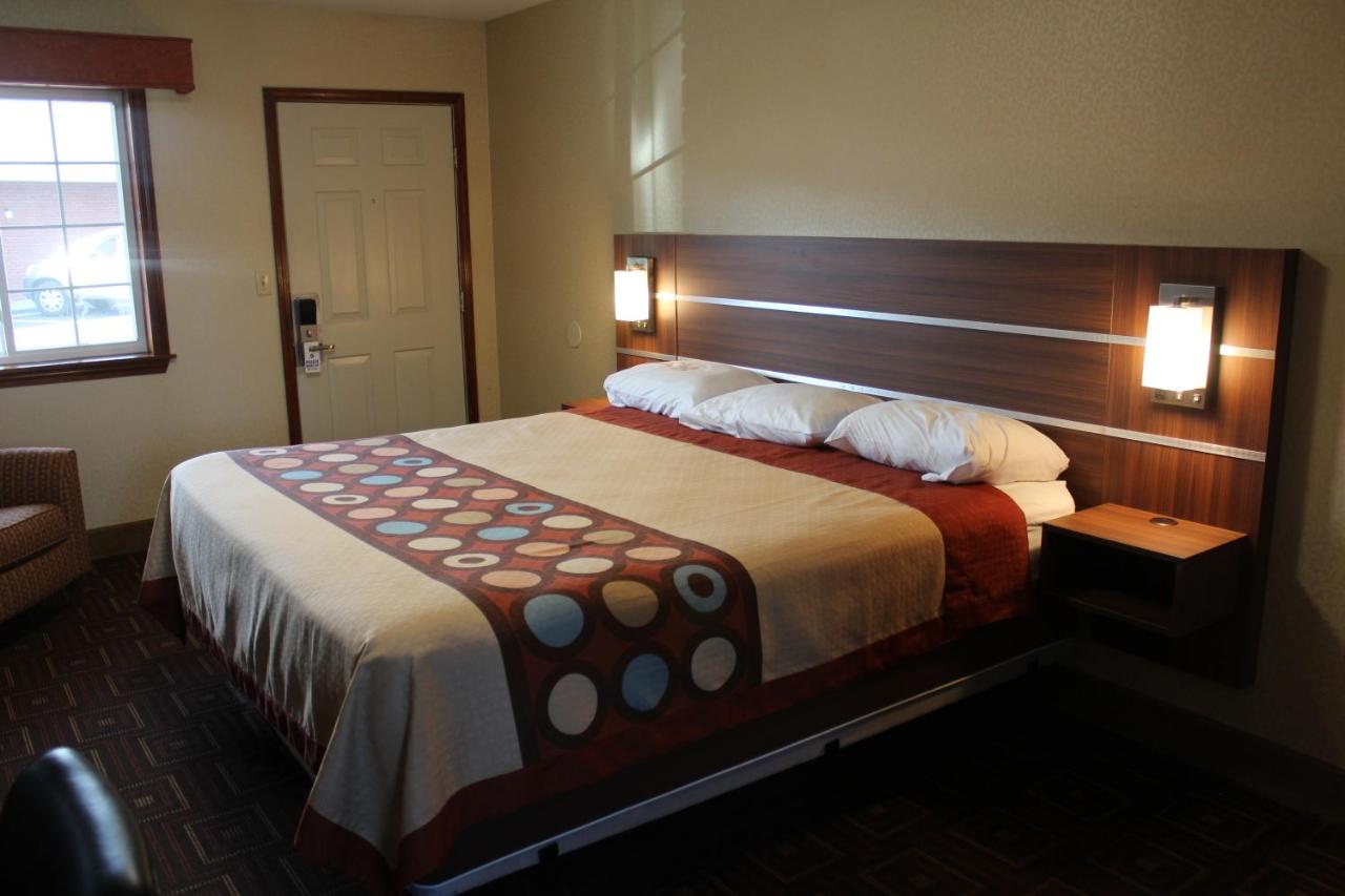 | American Inn