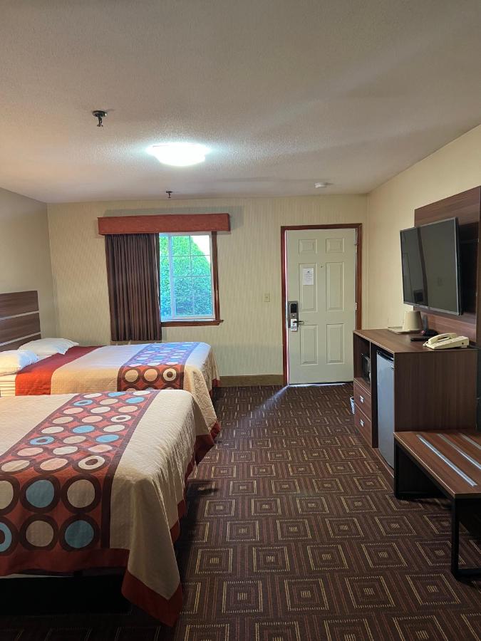  | American Inn