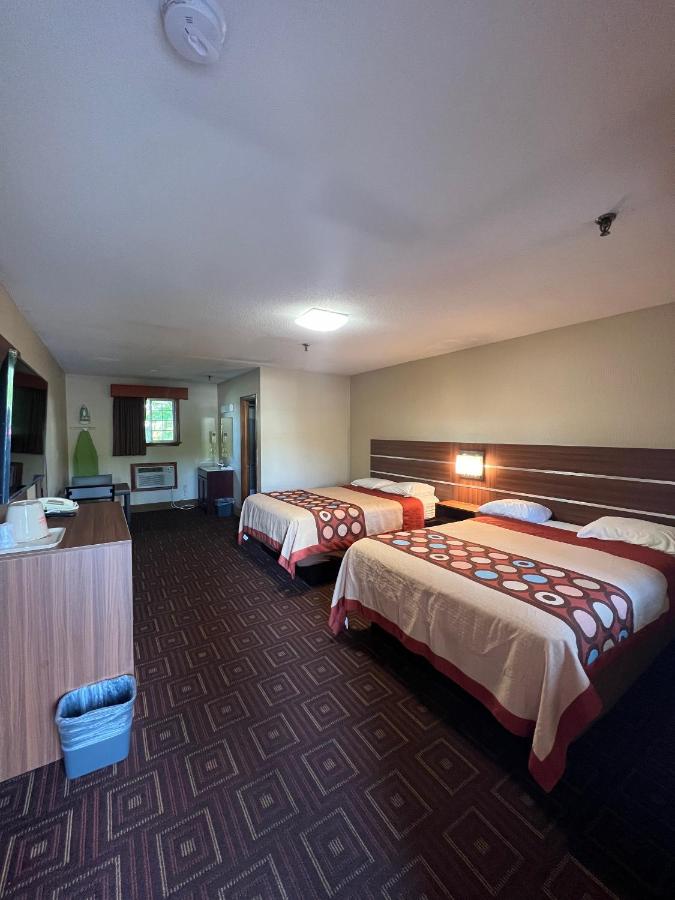 | American Inn
