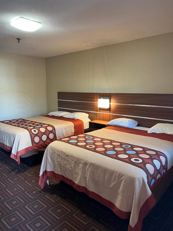 | American Inn