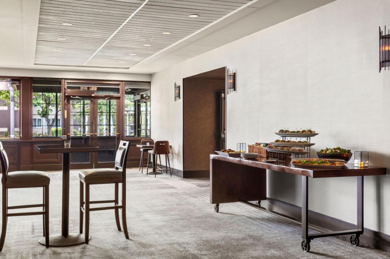  | Delta Hotels by Marriott Burlington