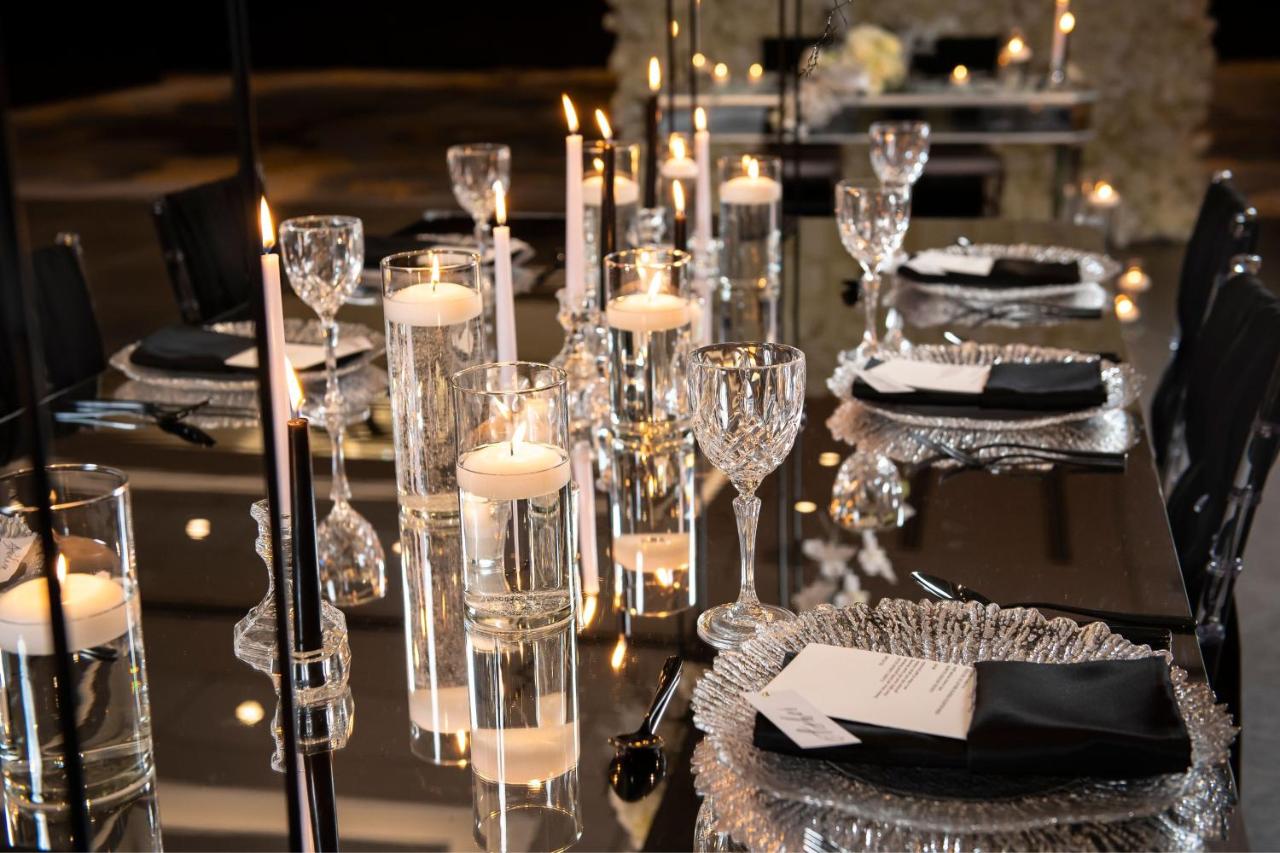 | Sheraton Eatontown Hotel