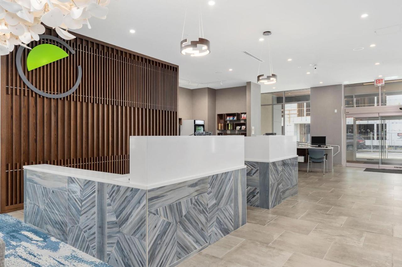  | Element Hampton Peninsula Town Center