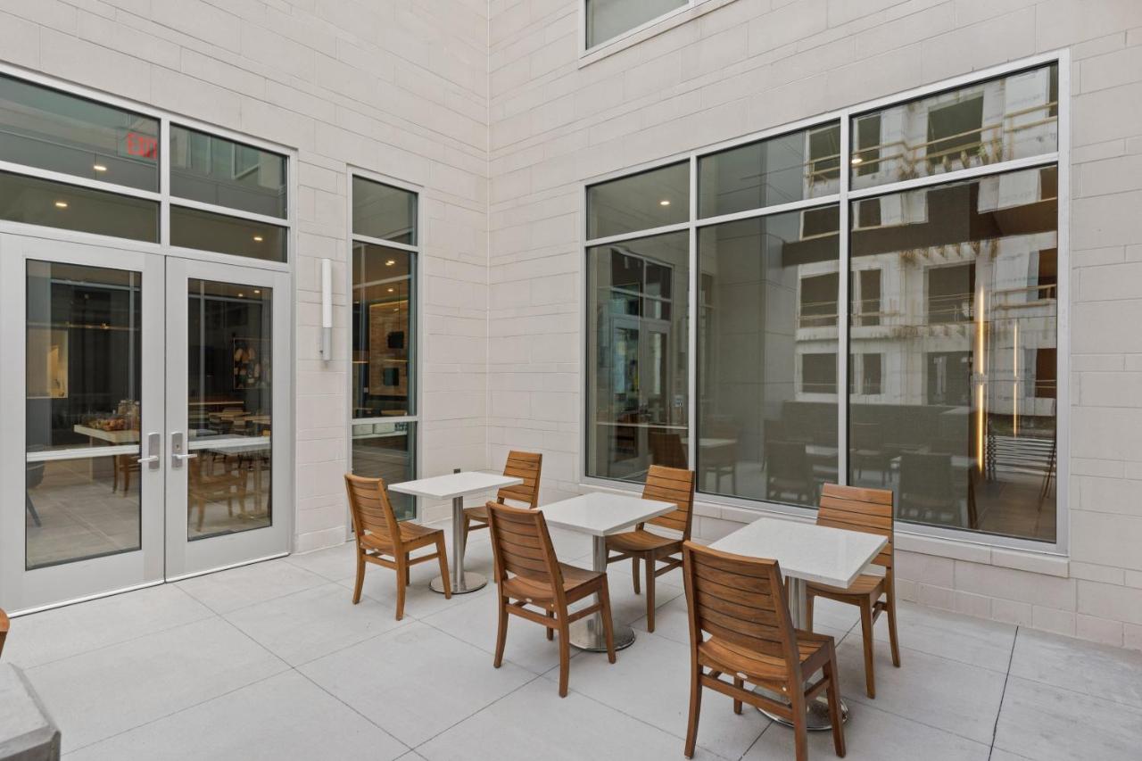  | Element Hampton Peninsula Town Center