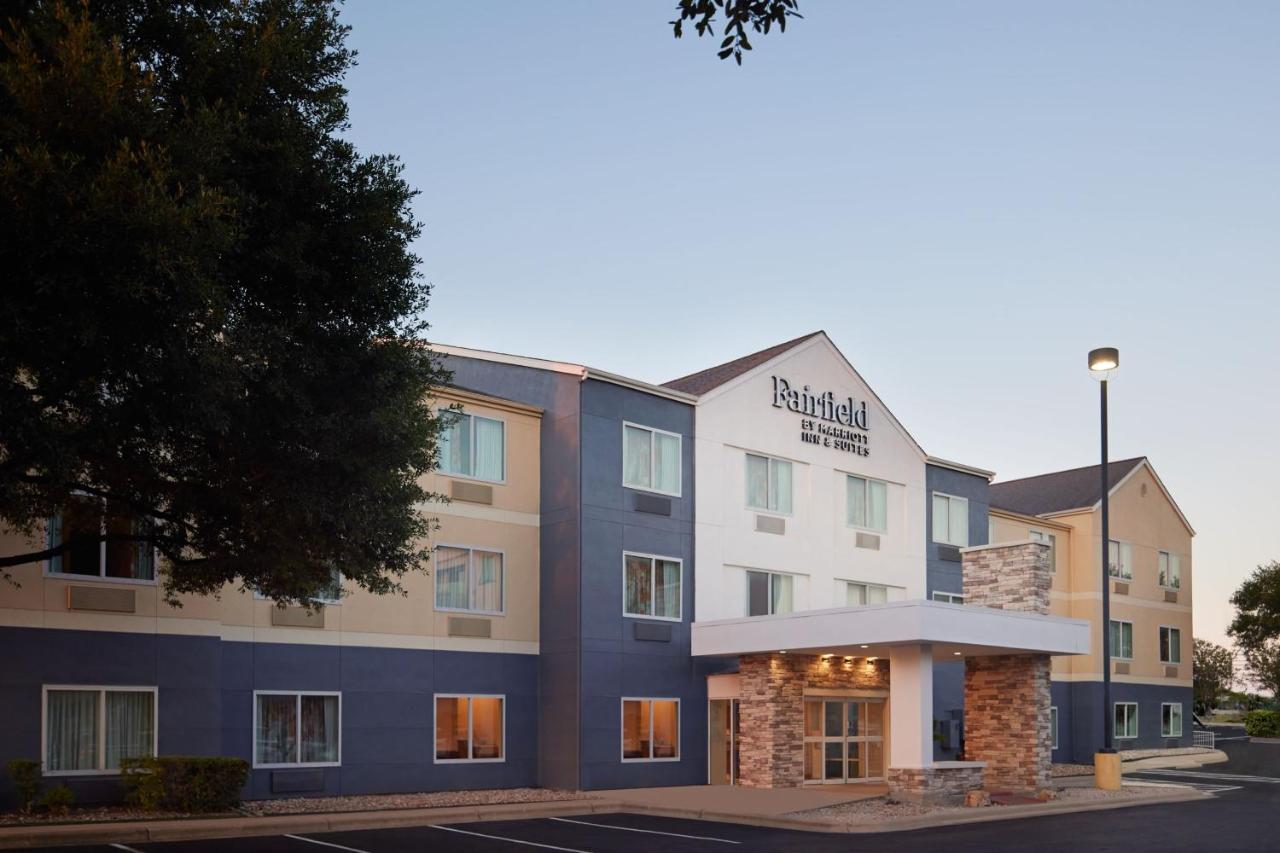  | Fairfield Inn and Suites Austin South