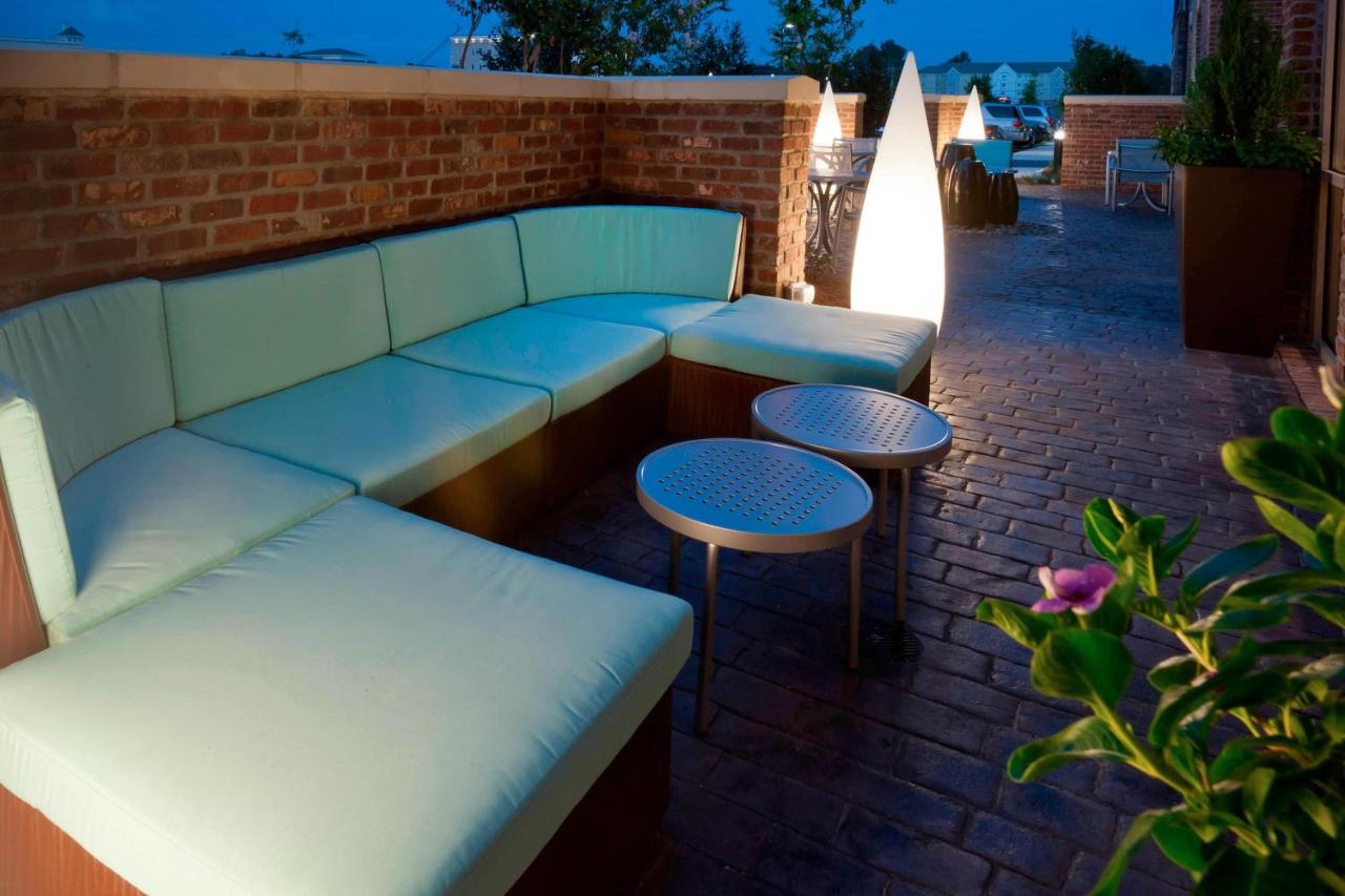  | SpringHill Suites by Marriott Lafayette South at River Ranch
