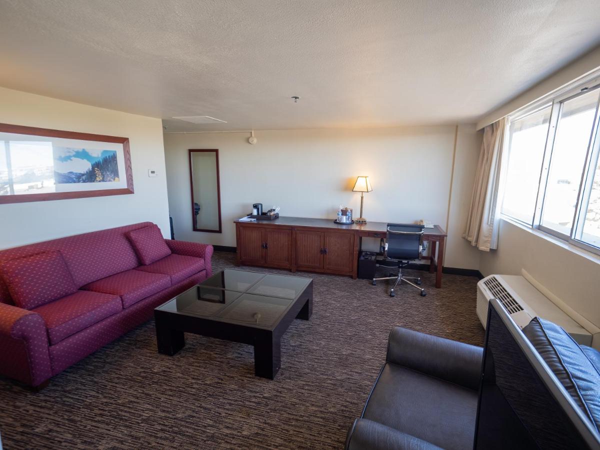 | Millennium Harvest House Boulder