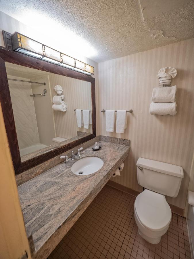 | Millennium Harvest House Boulder