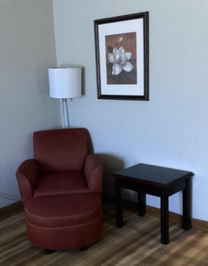 Standard Room at Holiday Inn Vicksburg, an IHG Hotel