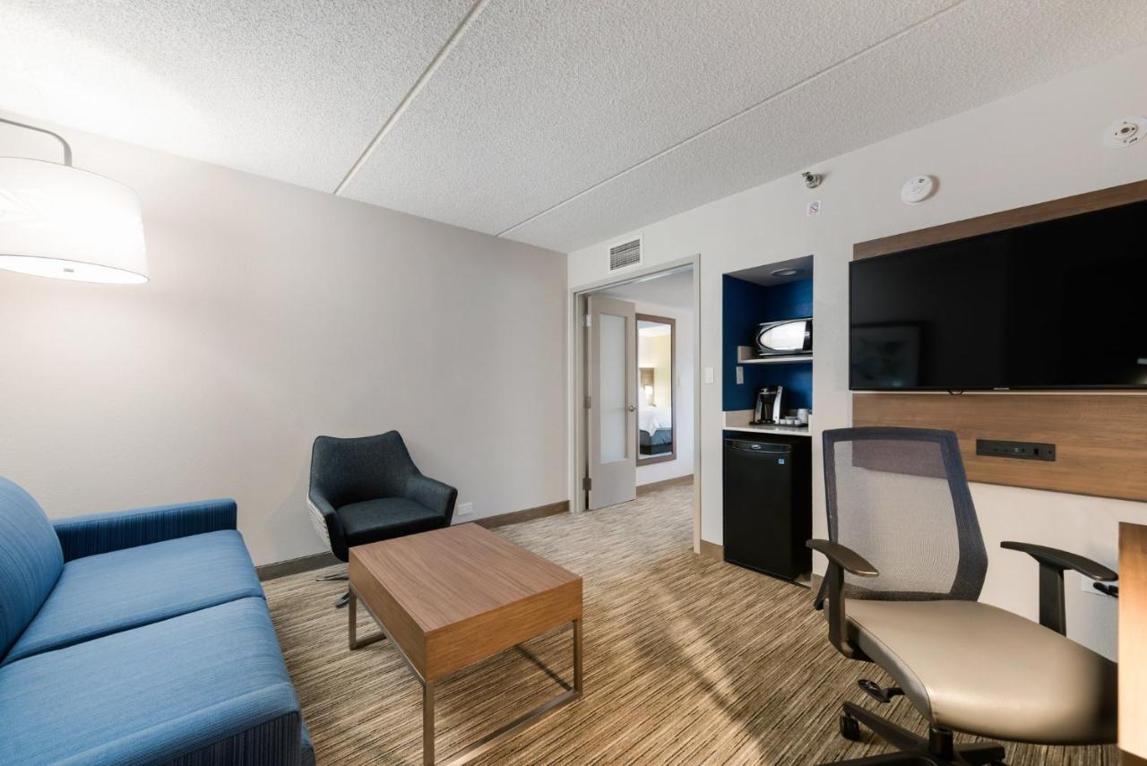One-Bedroom King Suite with Sofa Bed - Non-Smoking at Holiday Inn Express Naperville by IHG