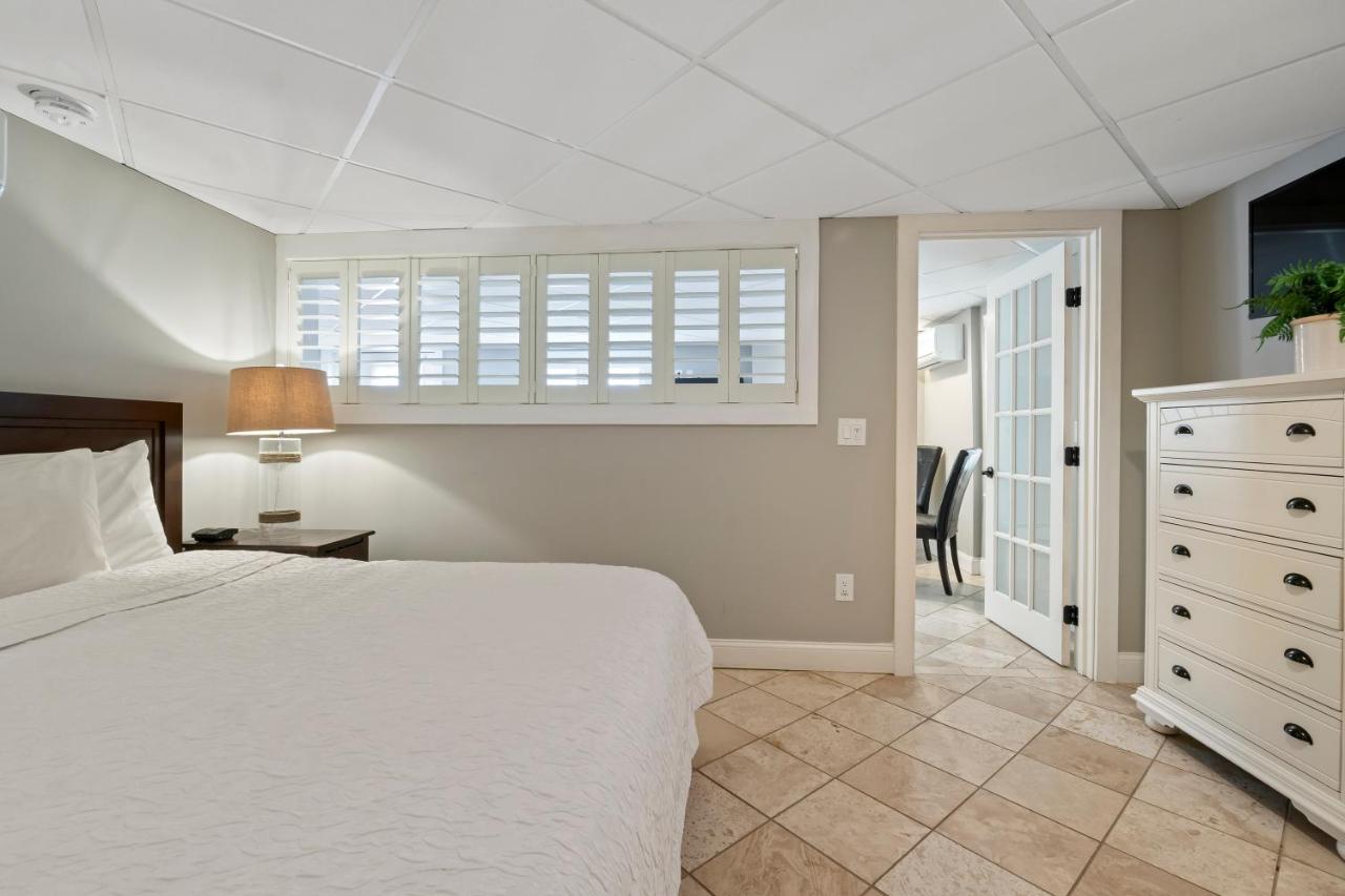  | Sea Rose Suites