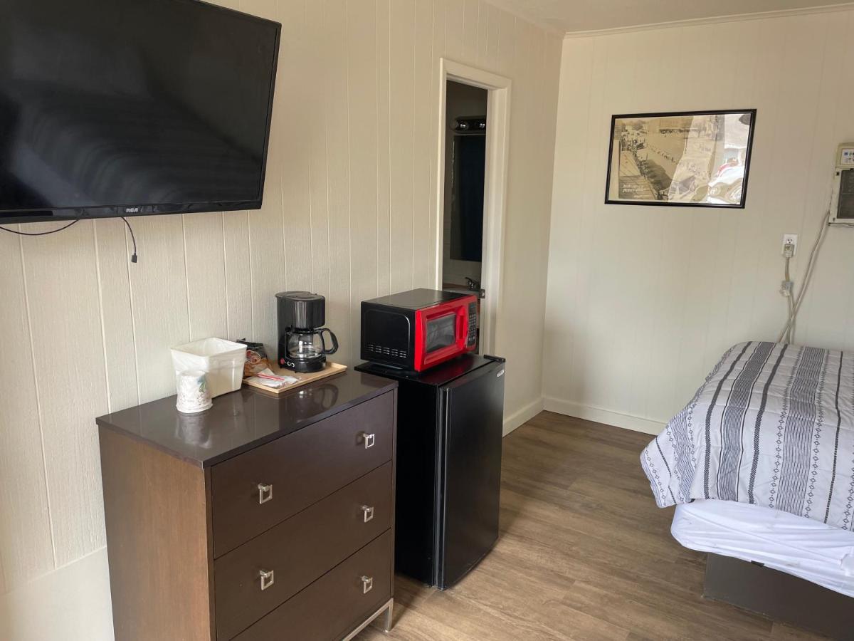 | Budget Inn