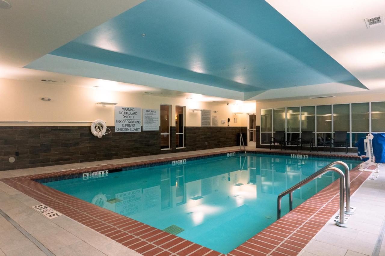| Fairfield Inn & Suites by Marriott Atlanta Fairburn