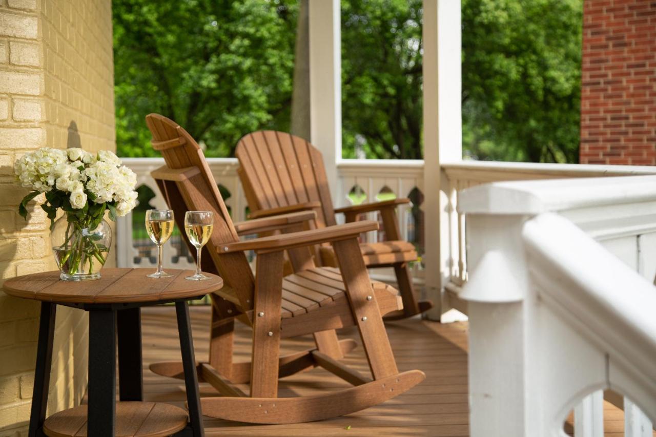 | Inn at Woodhaven