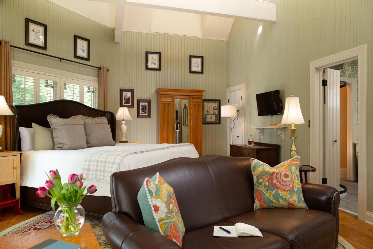  | Inn at Woodhaven