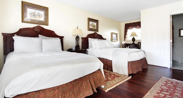 | Hillwinds Inn - Blowing Rock