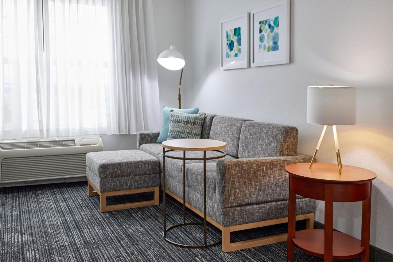 One-Bedroom Queen Suite at TownePlace Suites by Marriott Medford