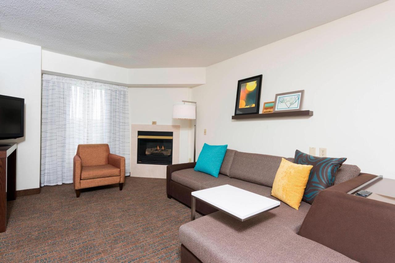 | Residence Inn Grand Rapids West