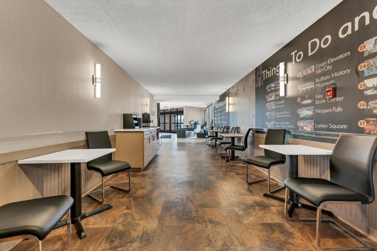 | Buffalo Airport Hotel