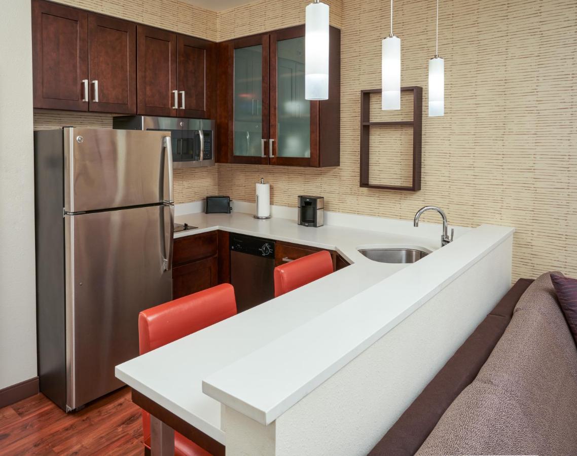| Residence Inn by Marriott Philadelphia Airport